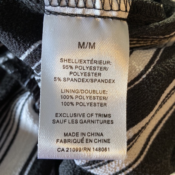 NWT Ardene Black and White Jumpsuit (medium) - Picture 6 of 6